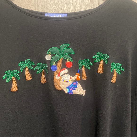 Paradise Bay Santa and Palms Tee - Picture 4 of 5